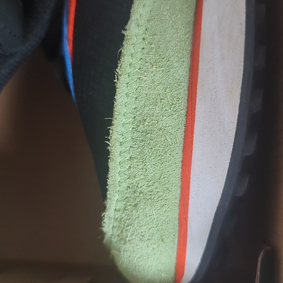 EUC PUMA Junior Future Rider Water Fight Jr. - Picture 4 of 5